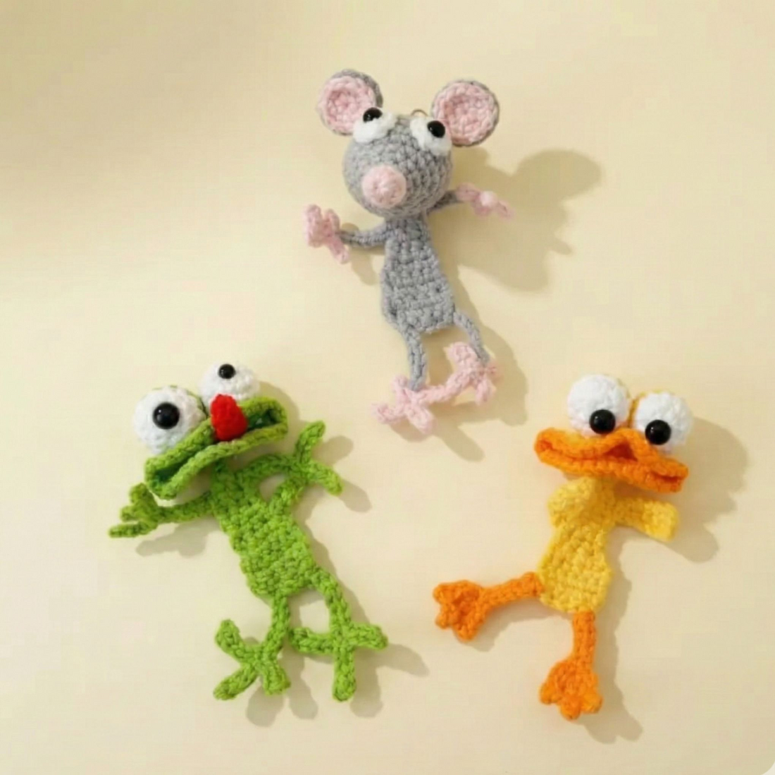 Funny Bookmark Crochet Pattern Featured Image