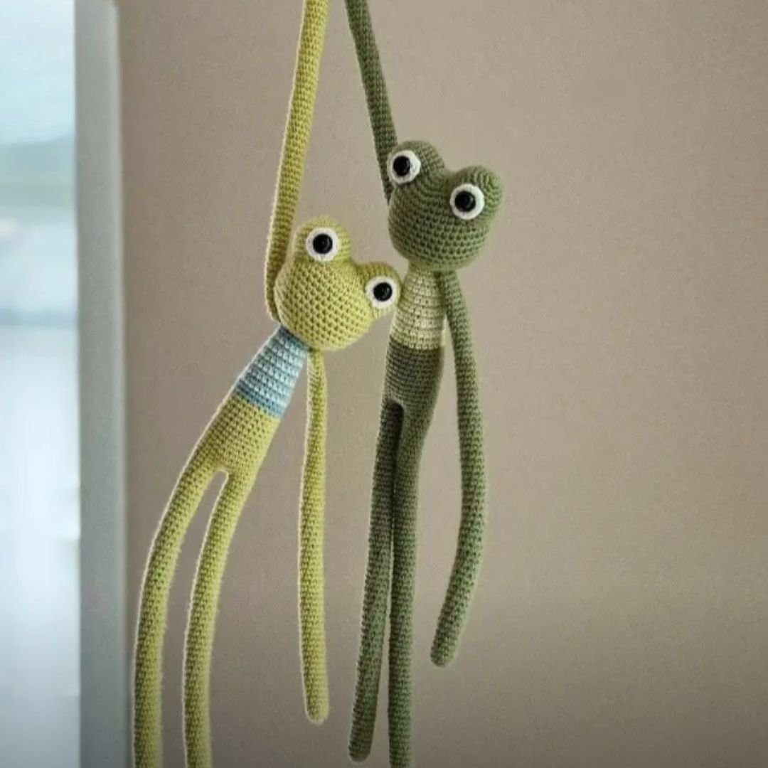 Long Froggo Crochet Pattern PDF
